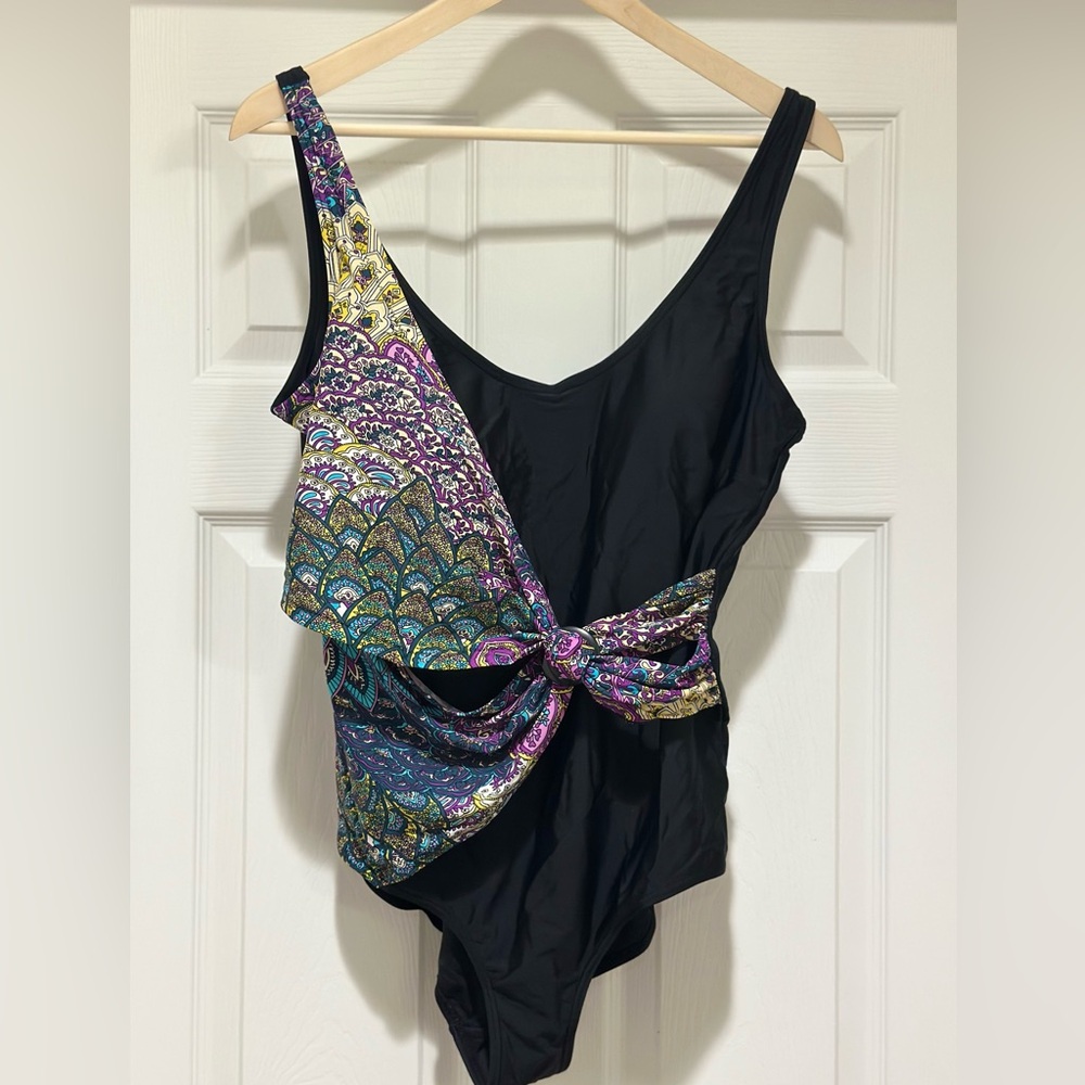 One piece size 18 swimsuit by Bikini Bay. Black & Paisley Print